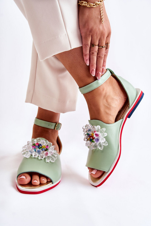 Feminino Pele sandálias com enfeites cor verde Nevassa Feminino Pele sandálias com enfeites cor verde Nevassa