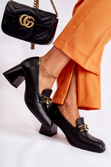 Sapatos de couro com correntes Laura Messi 2515 pretos 2