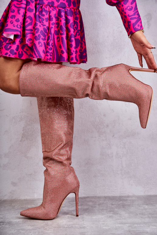 Elegante botas com salto fino com olhos brilhantes cor rosa Lovisa