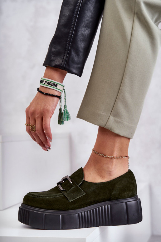 Elegante de camurça sapato com uma plataforma cor cáqui Lemar Tem que serrsol Elegante de camurça sapato com uma plataforma cor cáqui Lemar Tem que serrsol