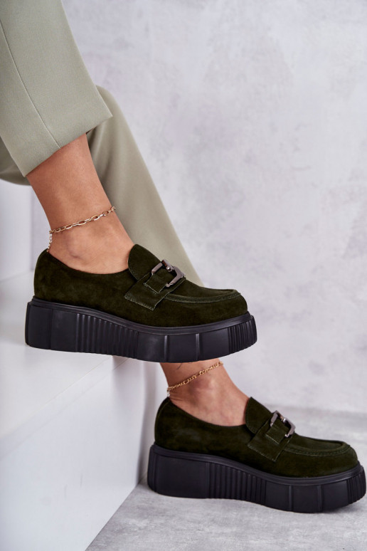 Elegante de camurça sapato com uma plataforma cor cáqui Lemar Tem que serrsol Elegante de camurça sapato com uma plataforma cor cáqui Lemar Tem que serrsol