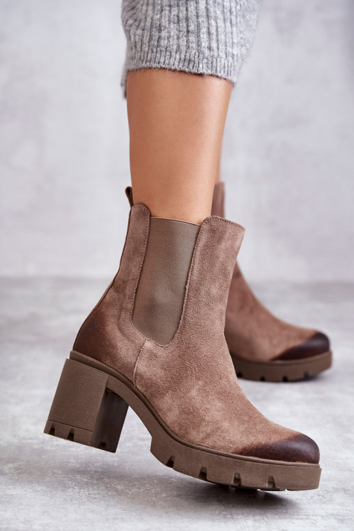 de camurça Feminino Botas com uma plataforma bege Lemar Tem que serrtine de camurça Feminino Botas com uma plataforma bege Lemar Tem que serrtine
