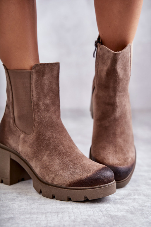 de camurça Feminino Botas com uma plataforma bege Lemar Tem que serrtine de camurça Feminino Botas com uma plataforma bege Lemar Tem que serrtine