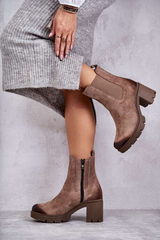 de camurça Feminino Botas com uma plataforma bege Lemar Tem que serrtine de camurça Feminino Botas com uma plataforma bege Lemar Tem que serrtine