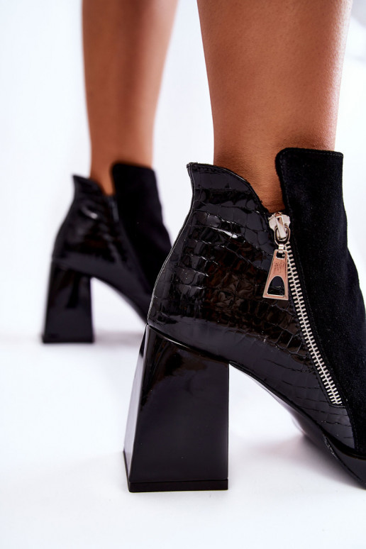 Sapatos de camurça com salto Padrão geométrico cor preta Alienore