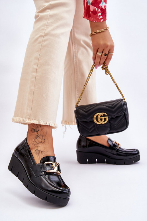 Mocassins lacados Em uma cunha cor preta Lemar Felicita Mocassins lacados Em uma cunha cor preta Lemar Felicita