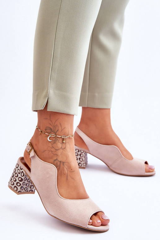 Feminino Sandálias de camurça com salto Tem que serciejka 05870-04 bege Feminino Sandálias de camurça com salto Tem que serciejka 05870-04 bege