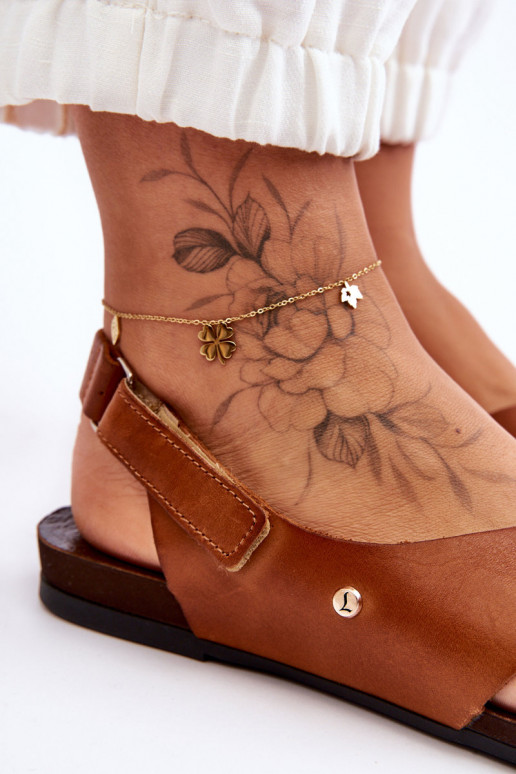 Sandálias femininas com fixadores adesivos cor marrom Lemar Addison Sandálias femininas com fixadores adesivos cor marrom Lemar Addison