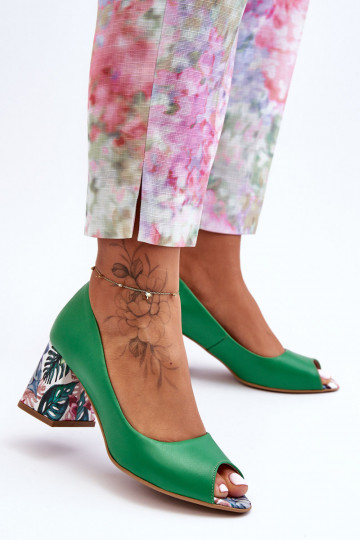Sapatos de couro com saltos decorados Lerskis Shoes 2608/K cor verde