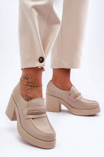 Sapatos de couro com saltinhos e ornamentos Lemar Gelanor cor bege