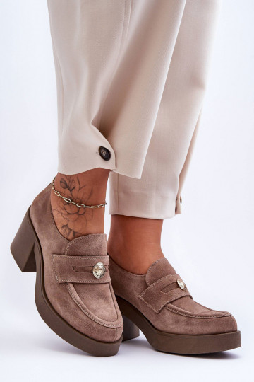 Sapatos femininos de camurça com saltos cor areia Lemar Dunadia