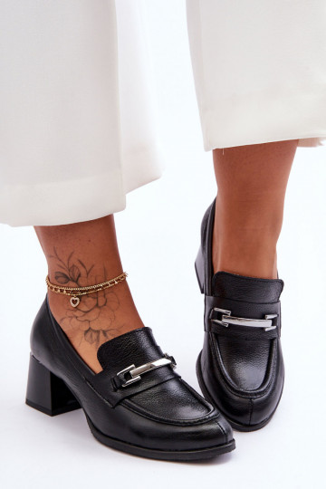 Conveniente Pele Sapato cor preta Lemar Damira