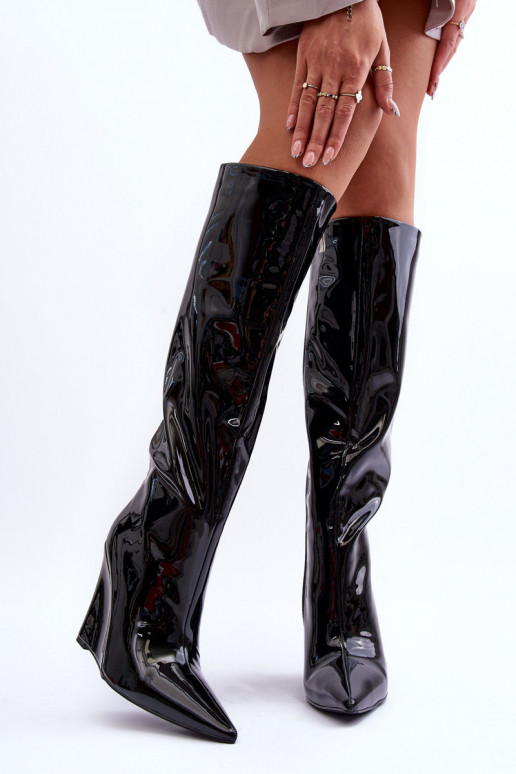 com efeito verniz botas Em uma cunha cor preta Delinn com efeito verniz botas Em uma cunha cor preta Delinn