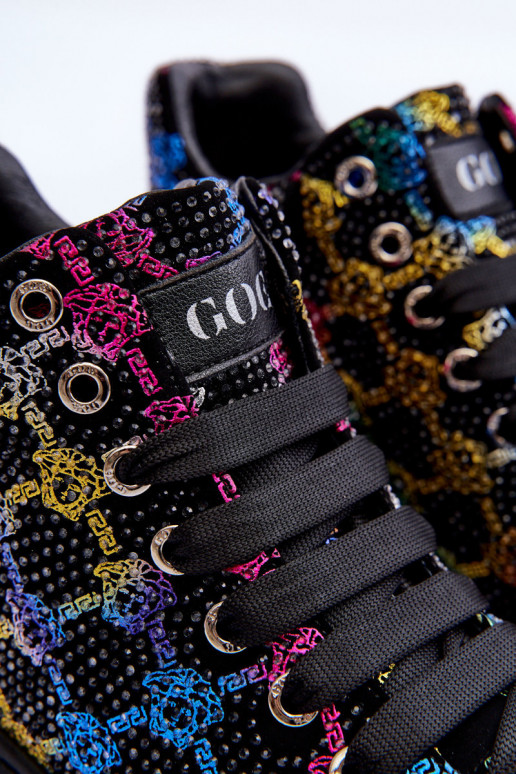 tênis com uma plataforma Cristal da montanha GOE MM2N4009 cor preta tênis com uma plataforma Cristal da montanha GOE MM2N4009 cor preta