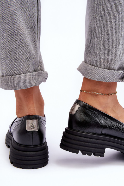 Botins de couro com sola maciça cor preta Elkiza Botins de couro com sola maciça cor preta Elkiza