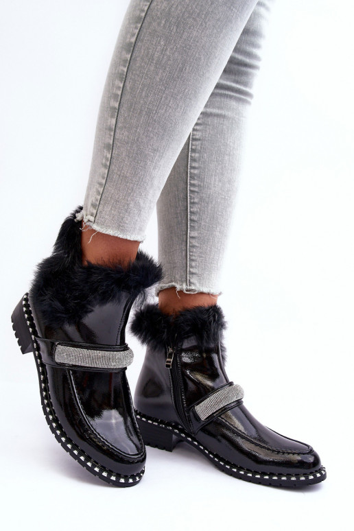 Baixo Botas com efeito verniz com um casaco de pele E decoração S.Barski MR870-74 cor preta Baixo Botas com efeito verniz com um casaco de pele E decoração S.Barski MR870-74 cor preta