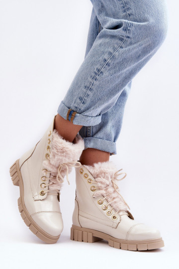 Botas femininas de couro com forro de pelúcia na cor marfim LeĮskis 3296