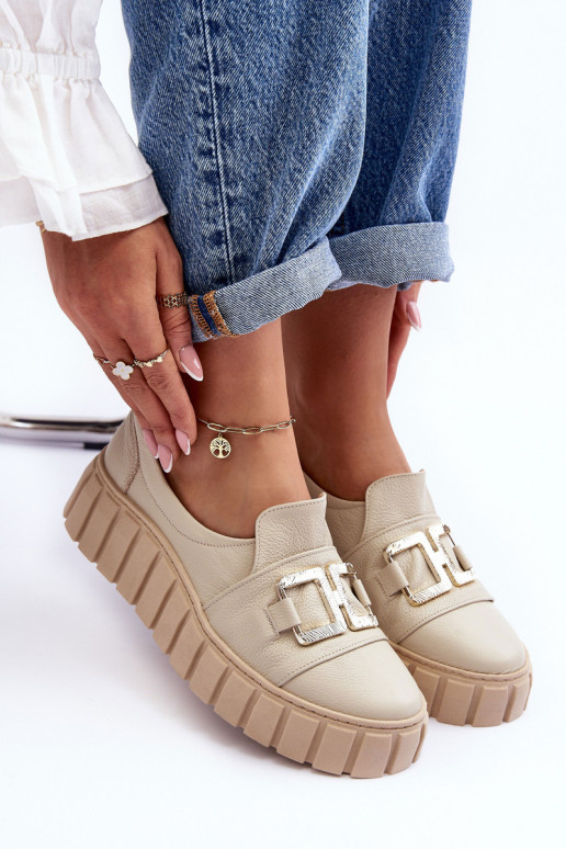 Pele sapato Feminino com uma plataforma bege LeParaski 3398 Pele sapato Feminino com uma plataforma bege LeParaski 3398