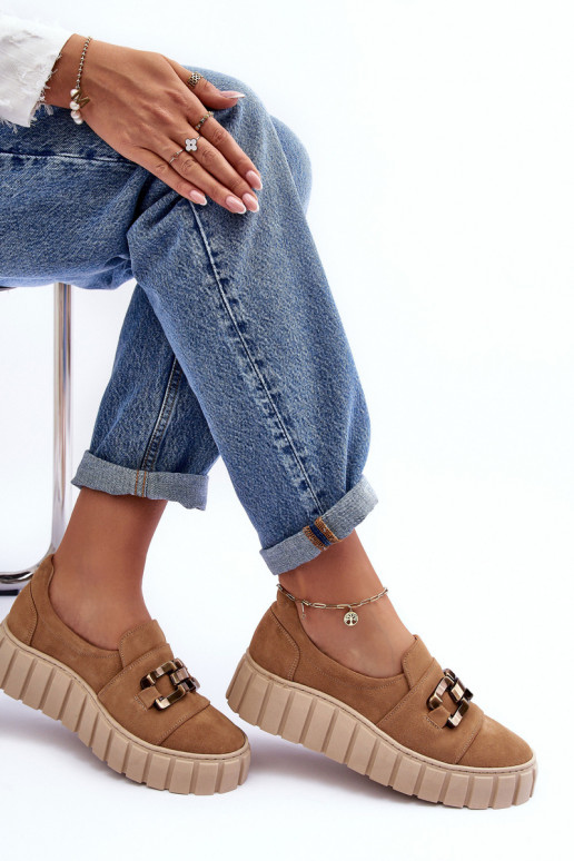 de camurça sapato Feminino com uma plataforma com enfeites bege LeParaski 3398 de camurça sapato Feminino com uma plataforma com enfeites bege LeParaski 3398