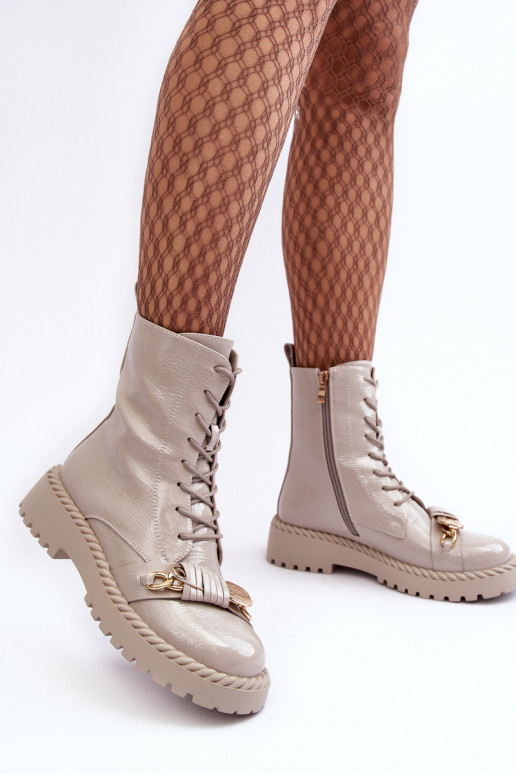 Feminino com efeito verniz Botins de trabalho com enfeites D&A MR870-67 cor cinza Feminino com efeito verniz Botins de trabalho com enfeites D&A MR870-67 cor cinza