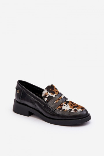 Mocassins femininos de couro pretos Tai turiciejka 06250-01 2