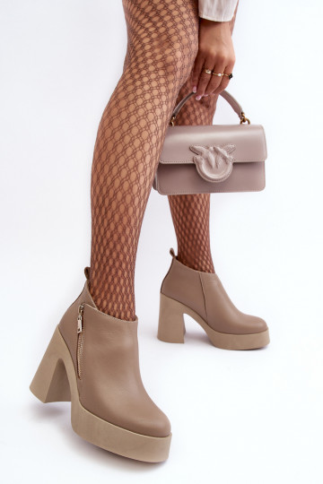 Botas femininas Em um poste enorme com zíperes 1755 Zazoo bege