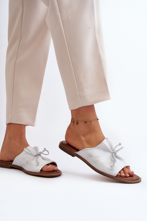 Zazoo 2659 Chinelos de couro Feminino cor prata Zazoo 2659 Chinelos de couro Feminino cor prata