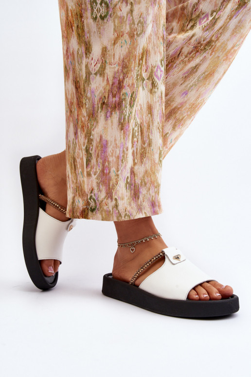 Zazoo 2896 Chinelos femininos Pele cor branca Zazoo 2896 Chinelos femininos Pele cor branca