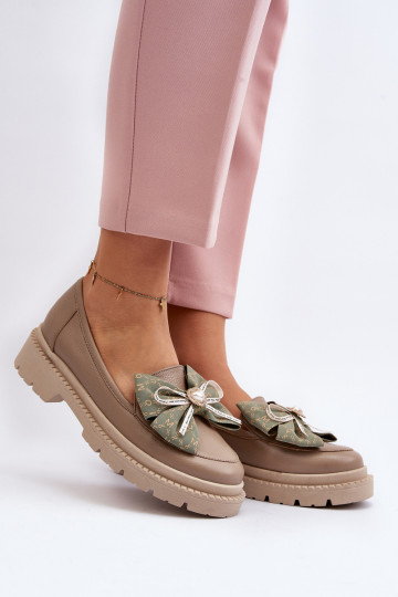 Mocassim de couro feminino com laços Laura Messi 2787 cor areia 2