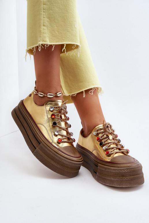 Sapatos femininos com uma plataforma GOE NN2N4055 cor dourada Sapatos femininos com uma plataforma GOE NN2N4055 cor dourada