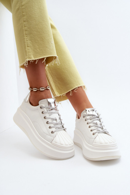 Pele À modalo de tênis Feminino com uma plataforma GOE NN2N4033 cor branca Pele À modalo de tênis Feminino com uma plataforma GOE NN2N4033 cor branca