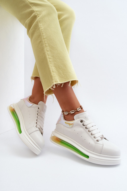 À modalo de tênis Feminino Pele GOE NN2N4029 cor branca À modalo de tênis Feminino Pele GOE NN2N4029 cor branca