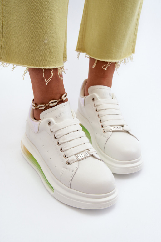 À modalo de tênis Feminino Pele GOE NN2N4029 cor branca À modalo de tênis Feminino Pele GOE NN2N4029 cor branca