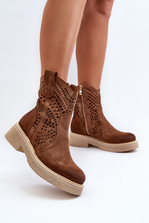 Zazoo 3470 Sapatos de camurça Feminino com salto largo com elementos abertos cor marrom Zazoo 3470 Sapatos de camurça Feminino com salto largo com elementos abertos cor marrom