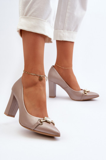Zazoo 2453/OS Sapatos de couro com salto e corações perolados