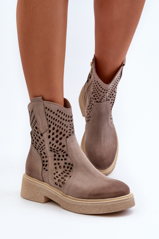 Zazoo 3470 Sapatos de camurça Feminino com salto largo com elementos abertos cor capuccino Zazoo 3470 Sapatos de camurça Feminino com salto largo com elementos abertos cor capuccino