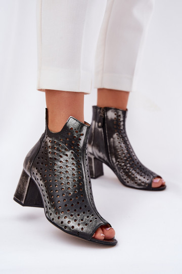 Botins de couro vazados Tai turiciejka 05420-01 cor preta 2