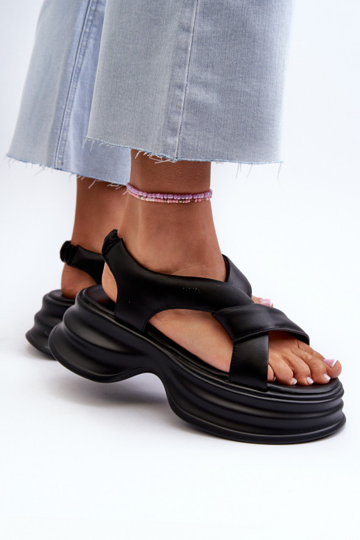 Sandálias femininas Feminino com solas maciças da moda cor preta GOE NN2N4106 Sandálias femininas Feminino com solas maciças da moda cor preta GOE NN2N4106