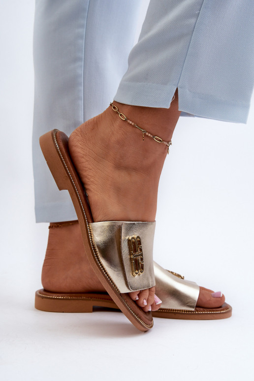 Zazoo 40384 Estilo elegante Chinelos de couro Feminino cor dourada Zazoo 40384 Estilo elegante Chinelos de couro Feminino cor dourada