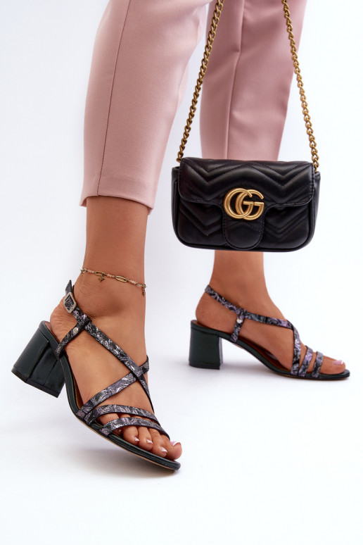 Sandálias femininas com salto baixo Tem que serciejka 06653-09 cor cáqui Sandálias femininas com salto baixo Tem que serciejka 06653-09 cor cáqui