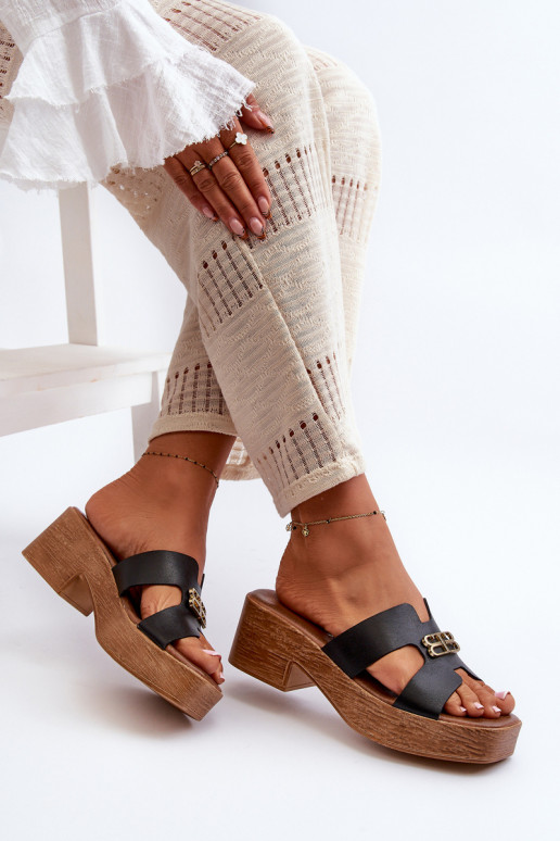 Zazoo 40412 Pele Estilo elegante Chinelos femininos com detalhes dourados cor preta Zazoo 40412 Pele Estilo elegante Chinelos femininos com detalhes dourados cor preta