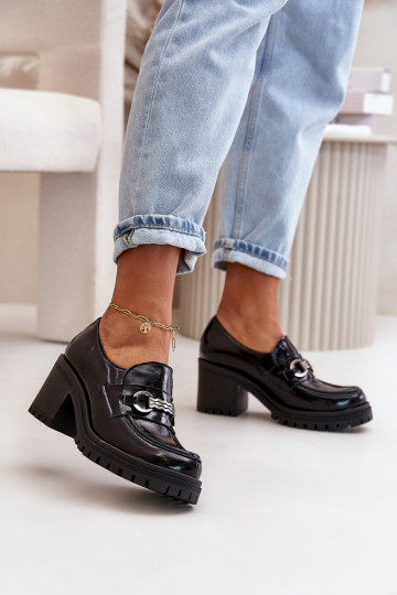 Sapatos femininos com efeito laqueado e salto em couro natural pretos Zazoo 20175
