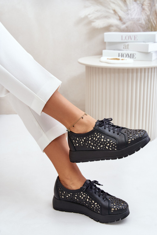 Zazoo 2973 Pele sapato com uma plataforma com elementos abertos cor preta Zazoo 2973 Pele sapato com uma plataforma com elementos abertos cor preta