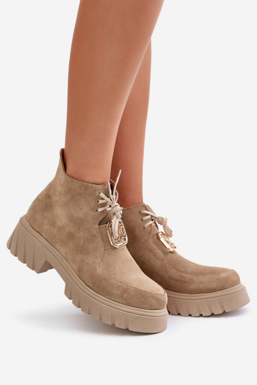 Zazoo 2952 Sapatos de camurça com detalhes dourados bege Zazoo 2952 Sapatos de camurça com detalhes dourados bege