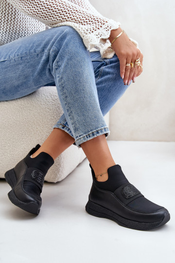 tênis com uma plataforma Pele cor preta Artiker 55C0035