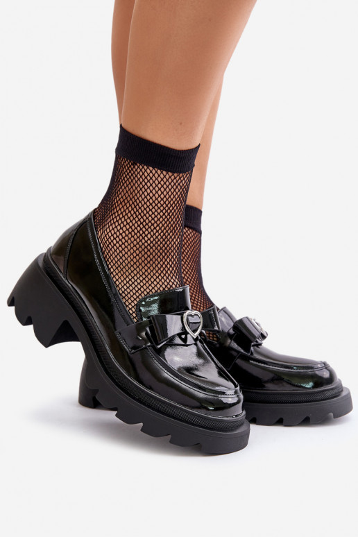 Pele Feminino Mocassins com fitas I com coraçõesm D&A LZ42-032 cor preta Pele Feminino Mocassins com fitas I com coraçõesm D&A LZ42-032 cor preta