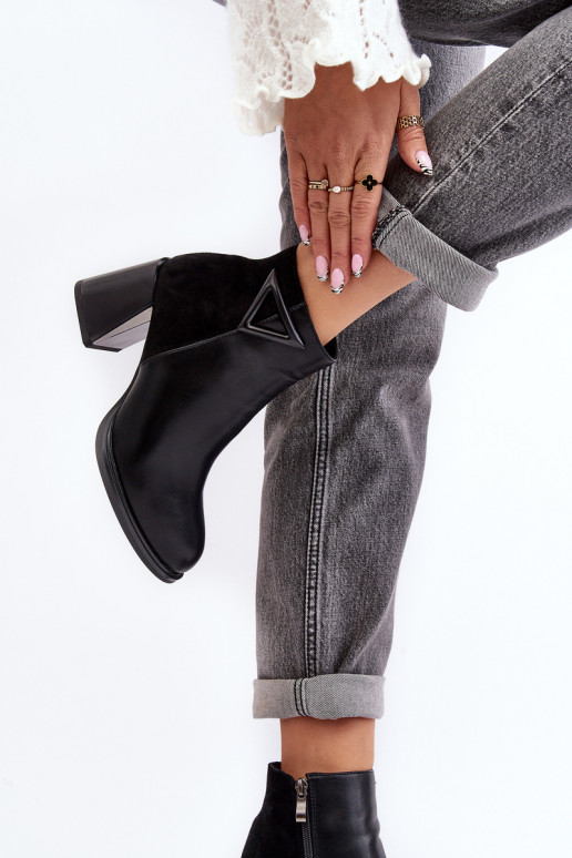 com efeito verniz Botas com salto aquecimento MR880-093 cor preta com efeito verniz Botas com salto aquecimento MR880-093 cor preta