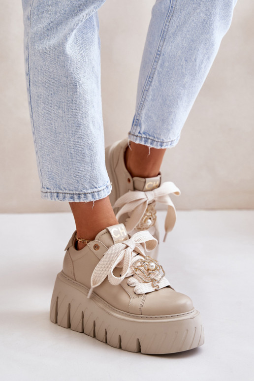 À modalo de tênis Feminino com solas maciças da moda com detalhes dourados CheBello 4530 bege À modalo de tênis Feminino com solas maciças da moda com detalhes dourados CheBello 4530 bege