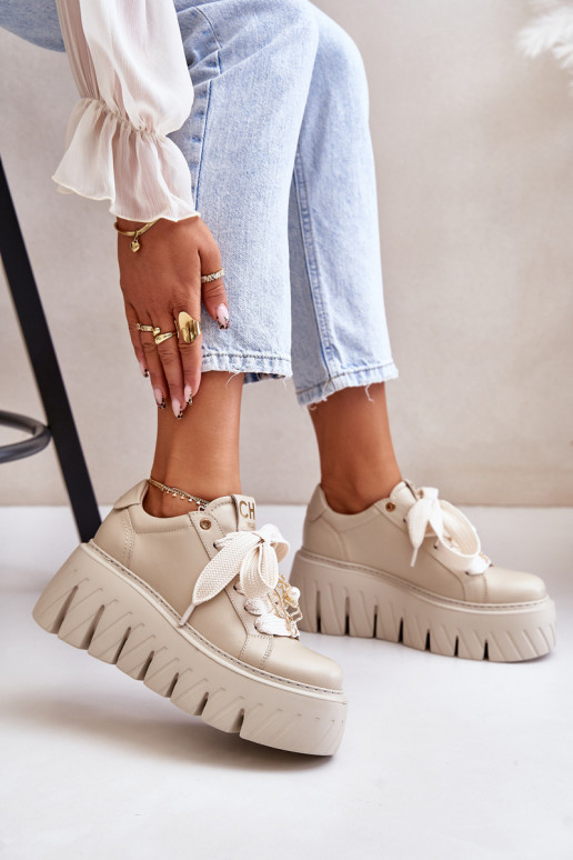 À modalo de tênis Feminino com solas maciças da moda com detalhes dourados CheBello 4530 bege À modalo de tênis Feminino com solas maciças da moda com detalhes dourados CheBello 4530 bege