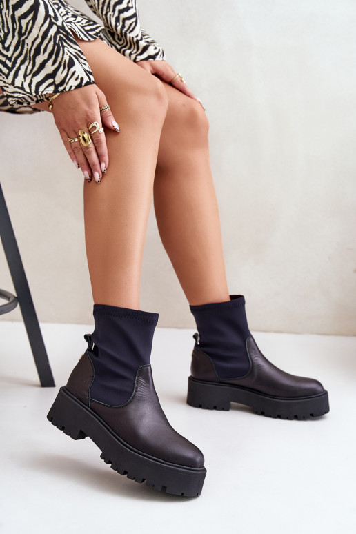 Zazoo 2947 Um modelo atraente Botas femininas Feito de couro natural cor preta Zazoo 2947 Um modelo atraente Botas femininas Feito de couro natural cor preta